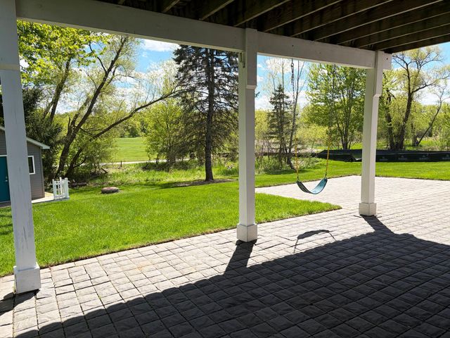 7910 166th Street W, Lakeville, MN 55044