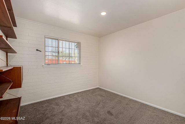 5466 E 6th Street, Tucson, AZ 85711