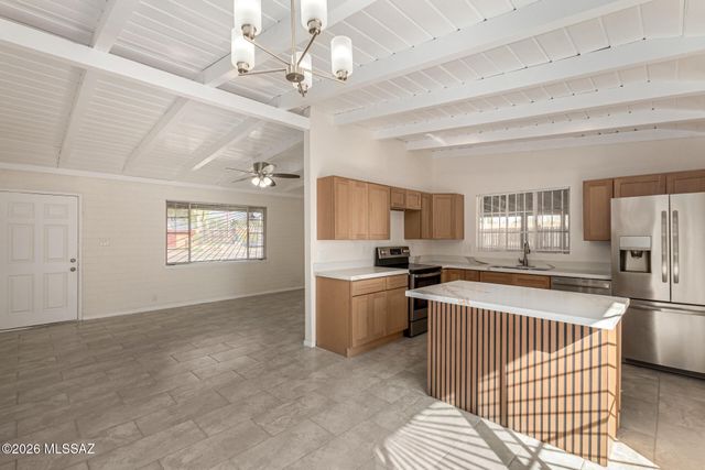 5466 E 6th Street, Tucson, AZ 85711