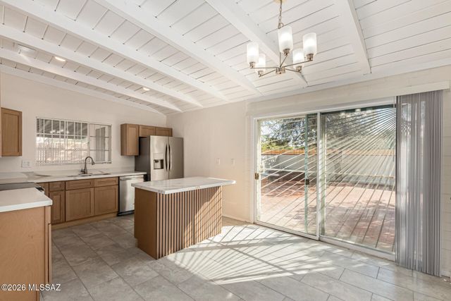 5466 E 6th Street, Tucson, AZ 85711