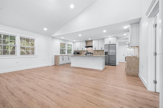 2000 N 32ND STREET, Tampa, FL 33605