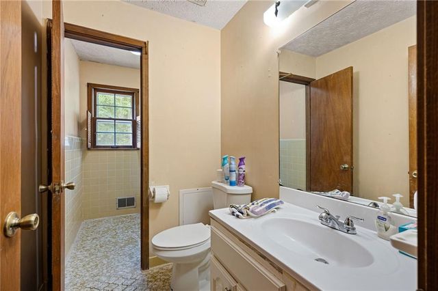 2458 Hiram Sudie Road, Hiram, GA 30141
