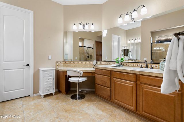 13019 W REDBIRD Road, Peoria, AZ 85383