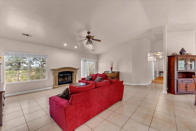 19600 Sunshine Drive, Red Bluff, CA 96080