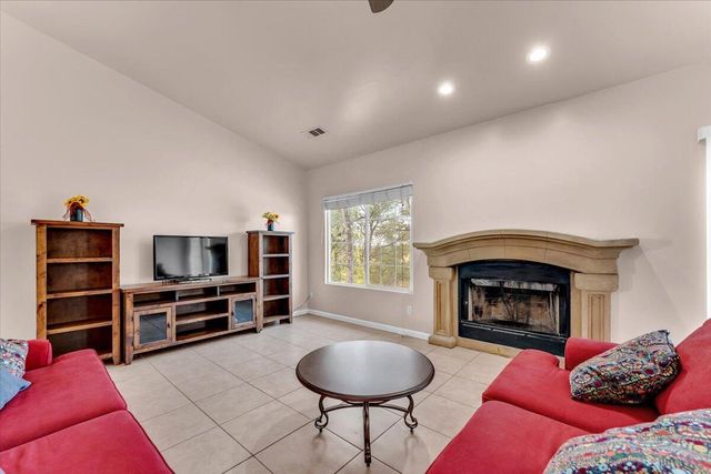 19600 Sunshine Drive, Red Bluff, CA 96080