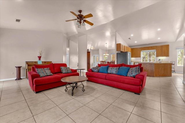 19600 Sunshine Drive, Red Bluff, CA 96080