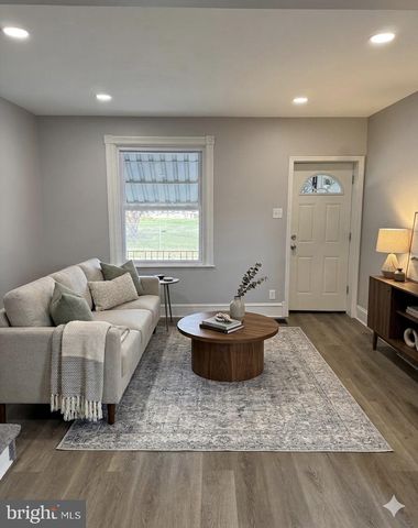 412 PUSEY AVE, Collingdale, PA 19023