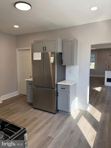 412 PUSEY AVE, Collingdale, PA 19023