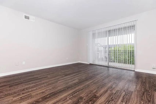 4400 Memorial Drive 31-3215, Houston, TX 77007