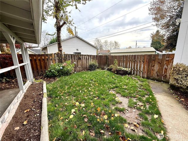 1821 Nichols Boulevard, Longview, WA 98632