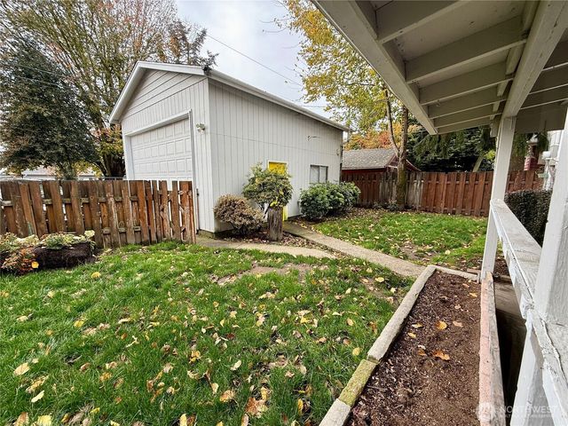 1821 Nichols Boulevard, Longview, WA 98632