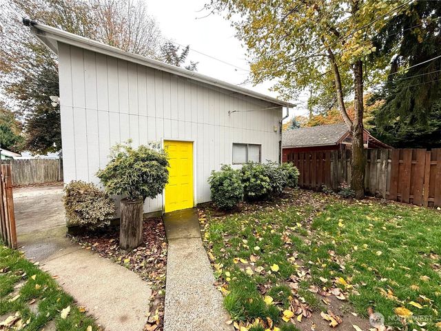 1821 Nichols Boulevard, Longview, WA 98632