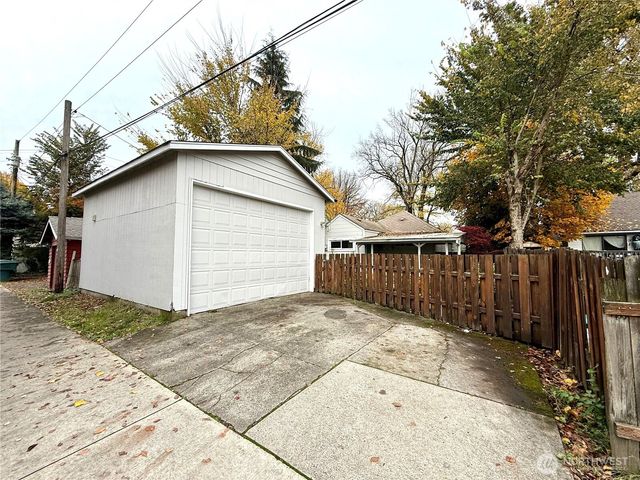 1821 Nichols Boulevard, Longview, WA 98632