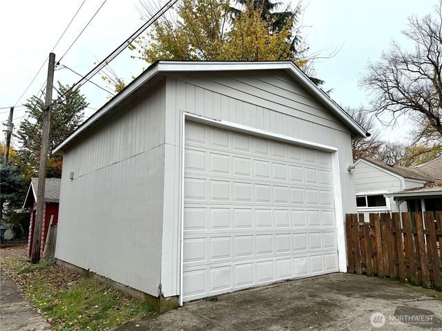 1821 Nichols Boulevard, Longview, WA 98632