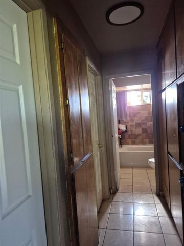 3238 Kinnaird Way, Sacramento, CA 95838