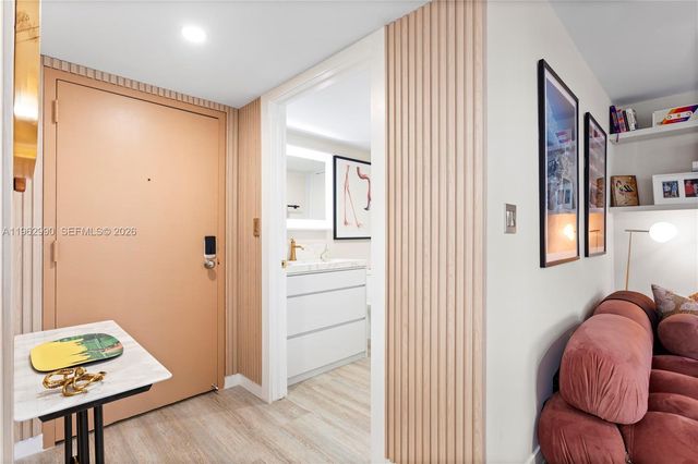 1688 West Ave PH-04, Miami Beach, FL 33139