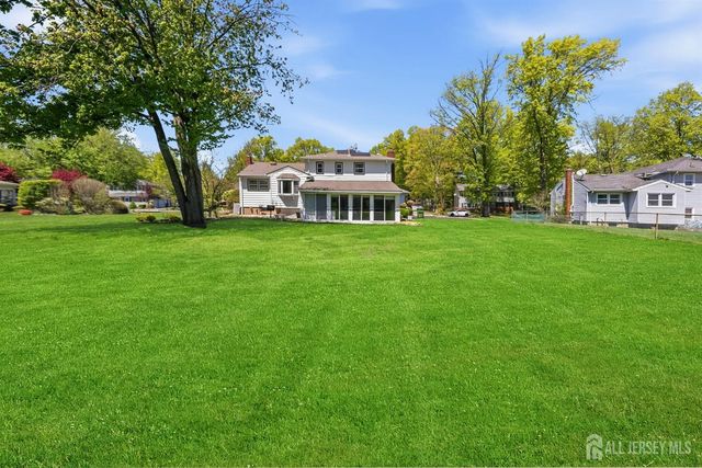 34 Ventnor Drive, Edison, NJ 08820