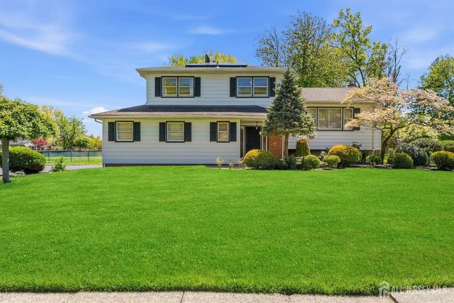 34 Ventnor Drive, Edison, NJ 08820