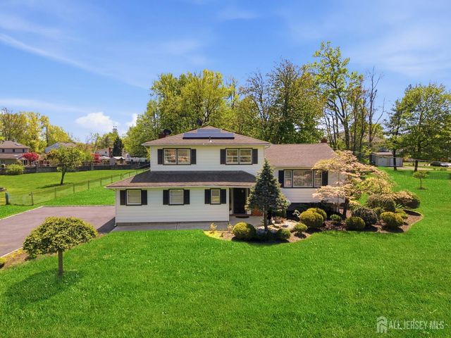 34 Ventnor Drive, Edison, NJ 08820