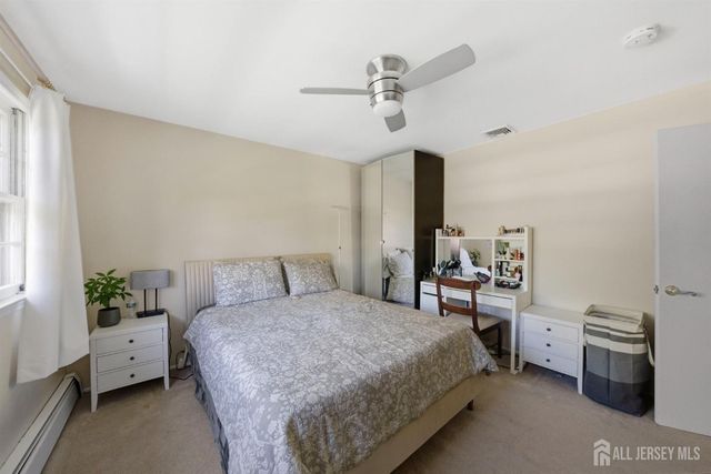 34 Ventnor Drive, Edison, NJ 08820