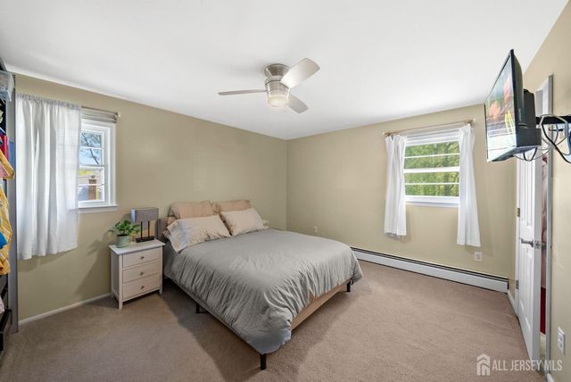 34 Ventnor Drive, Edison, NJ 08820