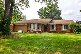 1319 East Greenwood Street, Springfield, MO 65804