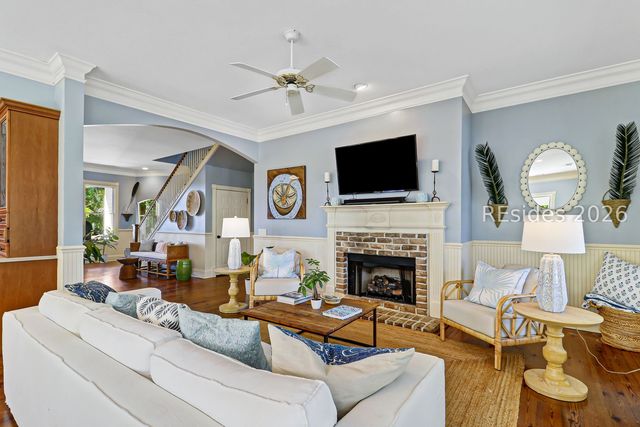 201 Jonesville Rd, Hilton Head Island, SC 29926