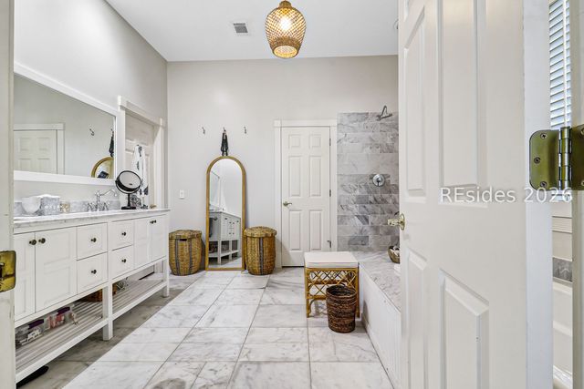 201 Jonesville Rd, Hilton Head Island, SC 29926