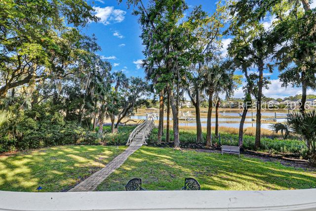 201 Jonesville Rd, Hilton Head Island, SC 29926