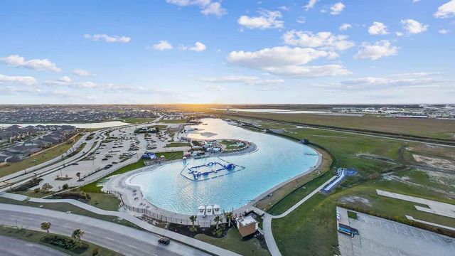 3213 Bolt Rope Drive, Texas City, TX 77539