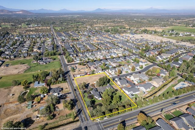 2765 W Antler Avenue, Redmond, OR 97756