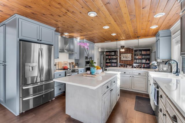 2765 W Antler Avenue, Redmond, OR 97756