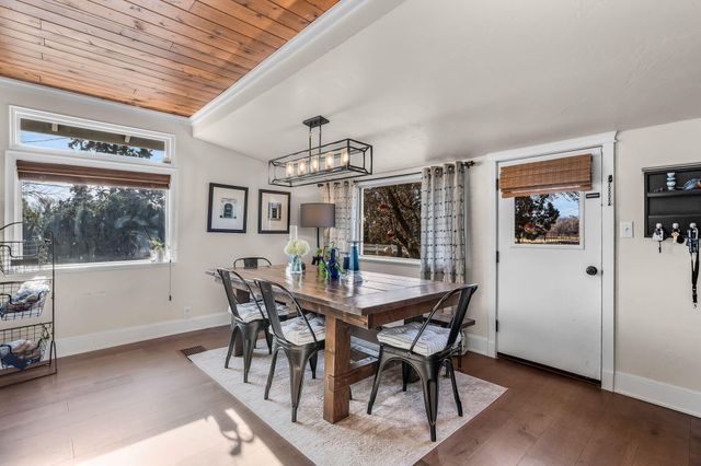 2765 W Antler Avenue, Redmond, OR 97756