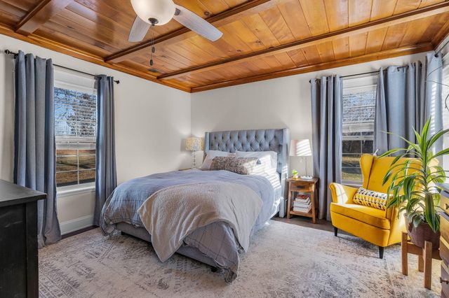 2765 W Antler Avenue, Redmond, OR 97756