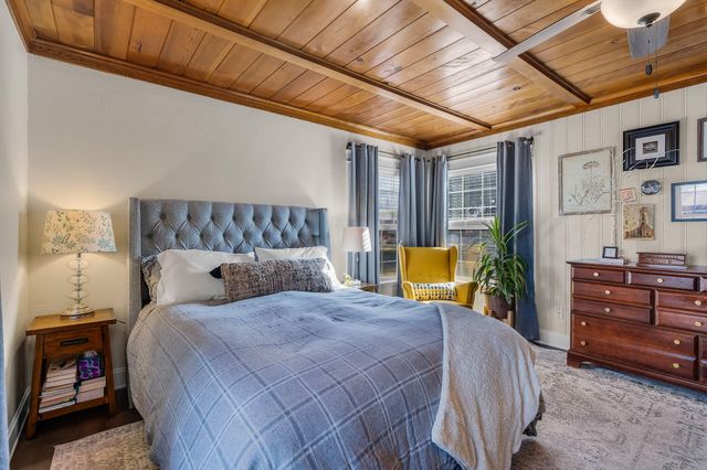 2765 W Antler Avenue, Redmond, OR 97756