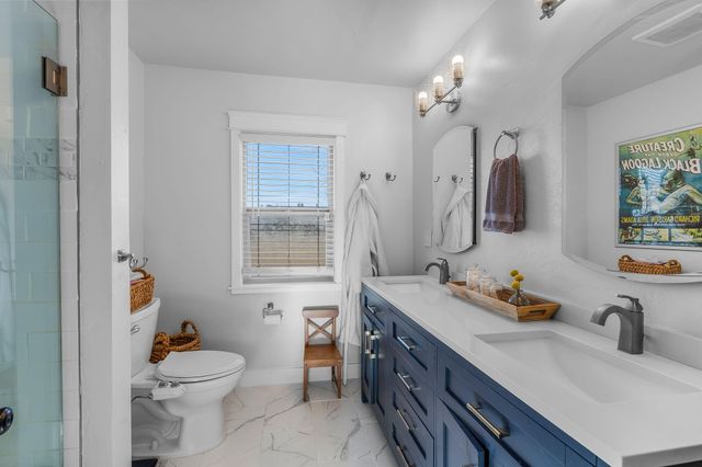 2765 W Antler Avenue, Redmond, OR 97756