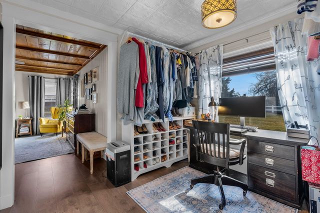 2765 W Antler Avenue, Redmond, OR 97756