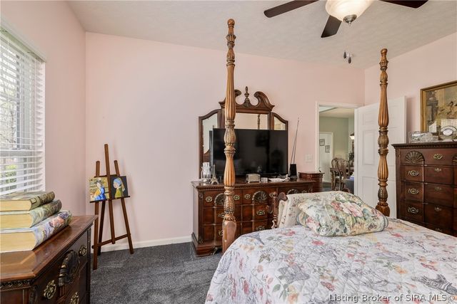 2136 Pickwick Drive, New Albany, IN 47150