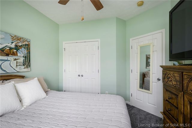 2136 Pickwick Drive, New Albany, IN 47150