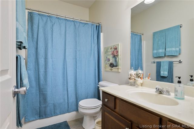 2136 Pickwick Drive, New Albany, IN 47150