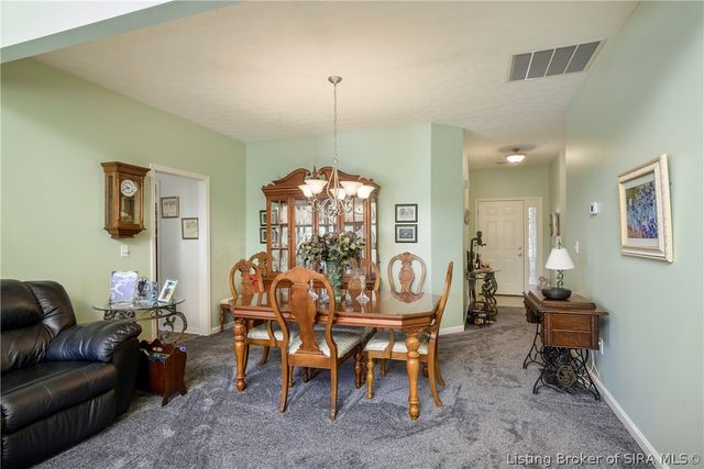 2136 Pickwick Drive, New Albany, IN 47150