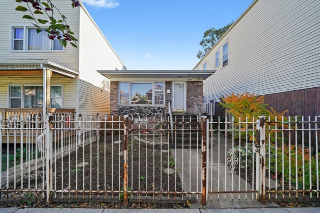 4555 S Washtenaw Avenue, Chicago, IL 60632