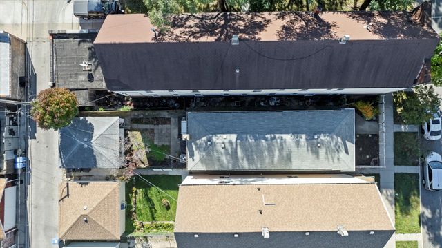 4555 S Washtenaw Avenue, Chicago, IL 60632