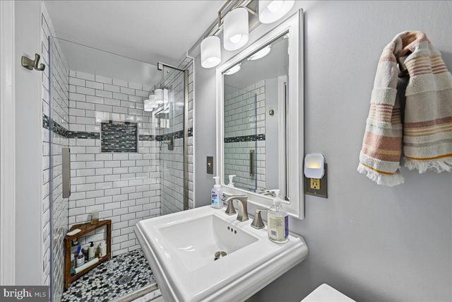 533 E LURAY AVE, Alexandria, VA 22301