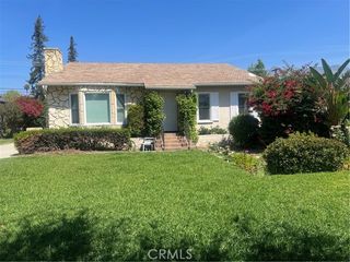 2325 Las Lunas Street, Pasadena, CA 91107