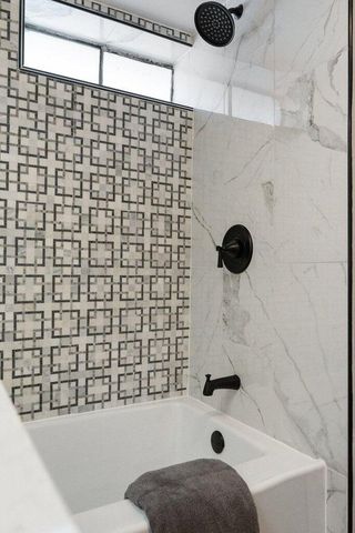 1321 Jackson Street, Hobart, IN 46342