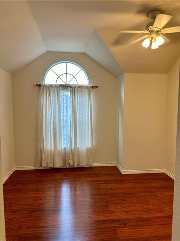 428 Misty Lane, Lewisville, TX 75067