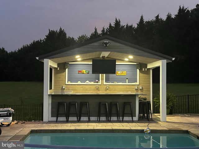 3609 HOLLANDS BRANCH CT, Street, MD 21154