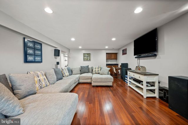 3609 HOLLANDS BRANCH CT, Street, MD 21154