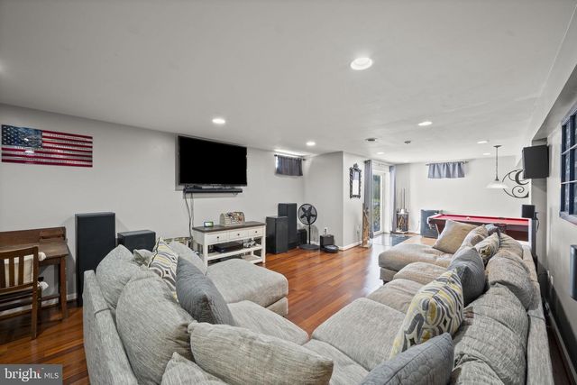 3609 HOLLANDS BRANCH CT, Street, MD 21154